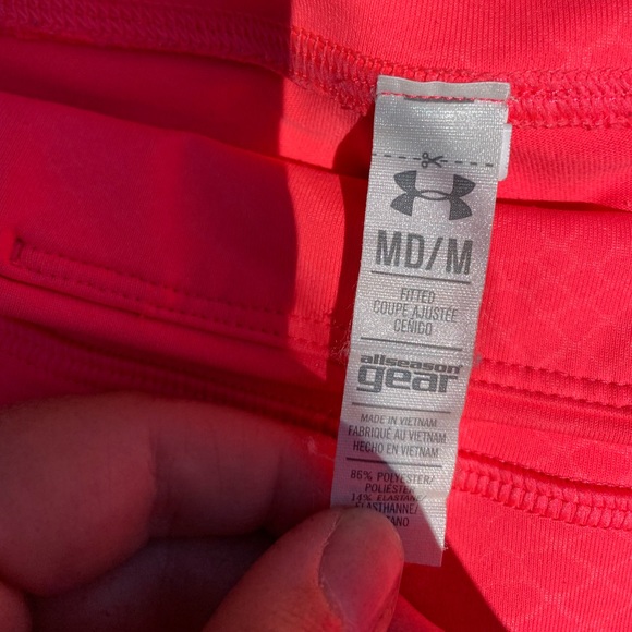 Under Armour All Season Gear Capris - Picture 5 of 5